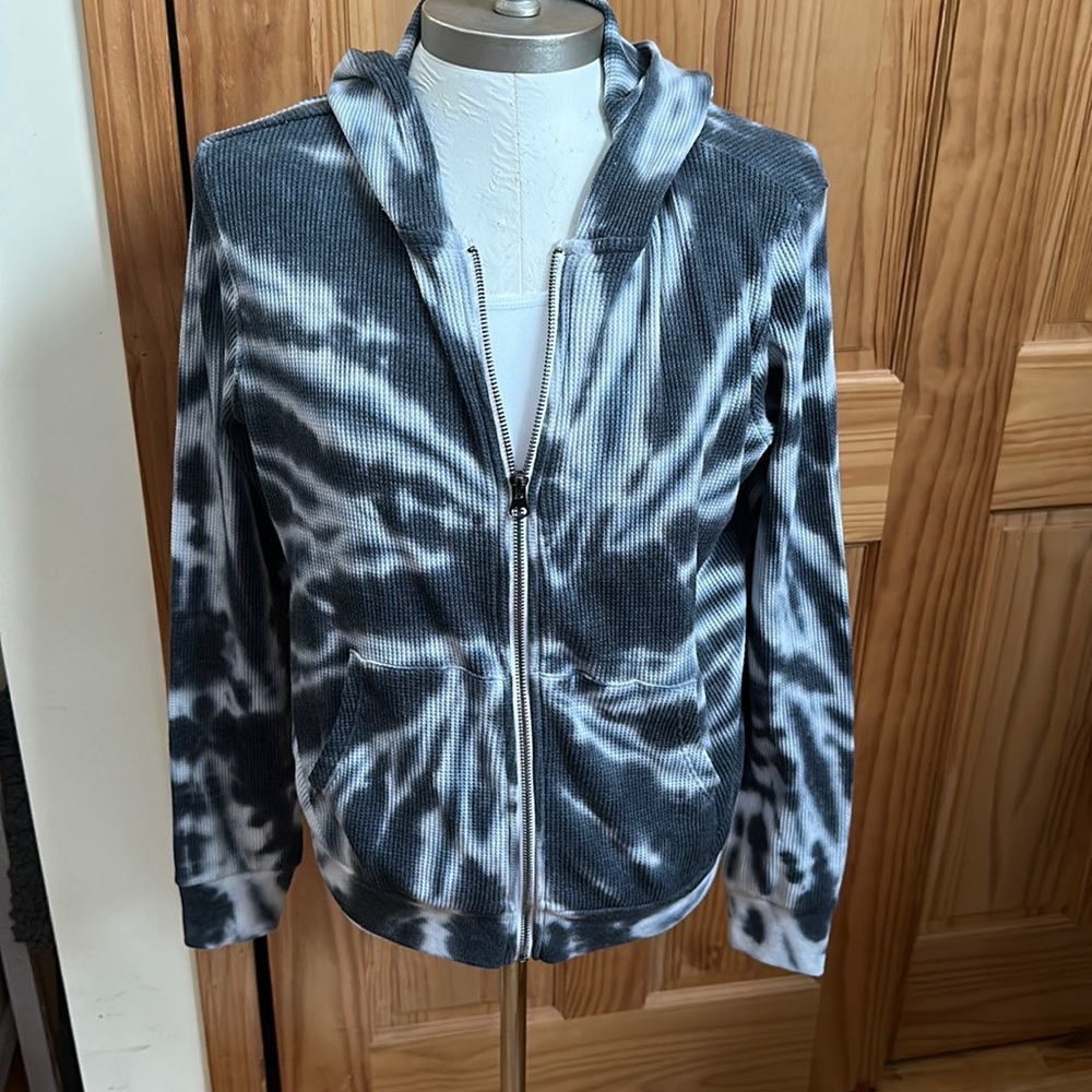 R D STYLE TYE DYE ZIPPER  HOODED SWEATSHIRT XS NWT